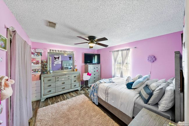 1506 D St, House other with 4 bedrooms, 3 bathrooms and null parking in Floresville TX | Image 32