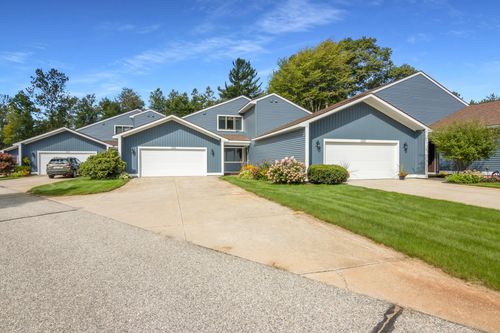 133 N Shore Dr E, Cadillac, MI, 49601-8800 | Card Image
