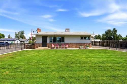 4007 W Myrtle Ave, Visalia, CA, 93277-1638 | Card Image