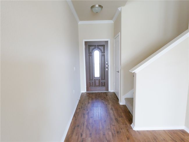 10020 Pinnacle Crest Loop, House other with 3 bedrooms, 3 bathrooms and 4 parking in Austin TX | Image 4