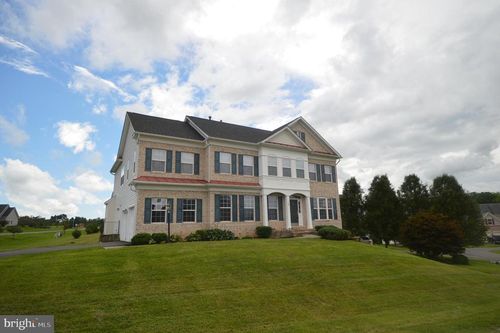 29 Pathfinder Ct, SHEPHERDSTOWN, WV, 25443-3722 | Card Image