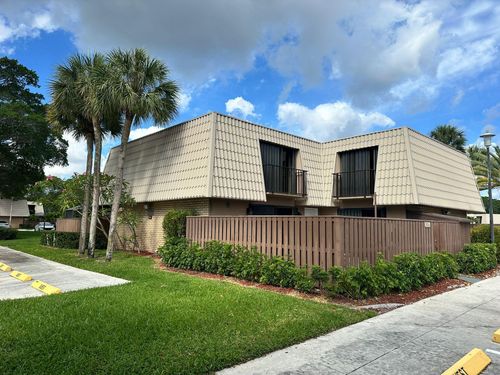 5718 57th Way, West Palm Beach, FL, 33409 | Card Image