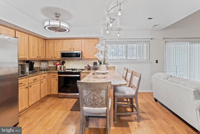 8101-E - 8101 Greenspring Way, Condo with 3 bedrooms, 3 bathrooms and null parking in OWINGS MILLS MD | Image 10