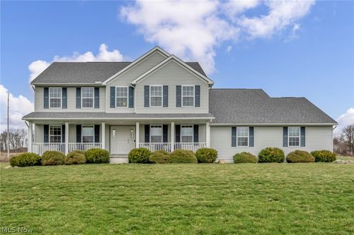 1559 Gray Fox Dr, North Canton, OH, 44720-1070 | Card Image