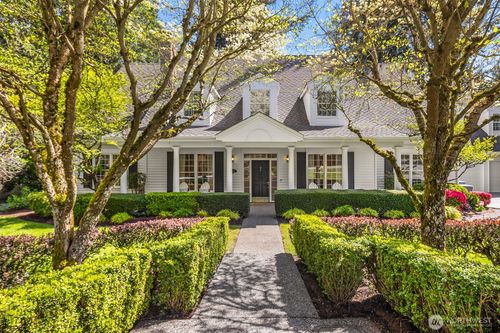 2400 100th Ave Ne, Bellevue, WA, 98004-2242 | Card Image