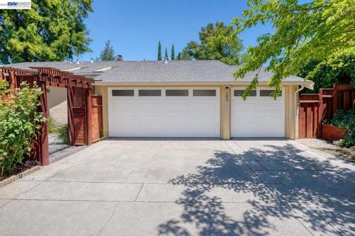 105 Bexley Pl, Walnut Creek, CA, 94598-3631 | Card Image