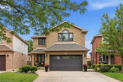 46 Darrow Dr, Stoney Creek, ON, L8E4P5 | Card Image