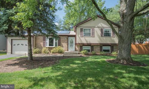 8116 Irwell Ct, GAITHERSBURG, MD, 20877-1169 | Card Image
