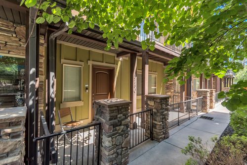 3750 S Prairiewood Dr, Salt Lake City, UT, 84115-3161 | Card Image