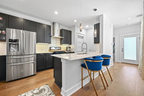 b-1405 Casey St, Austin, TX, 78745-1070 | Card Image