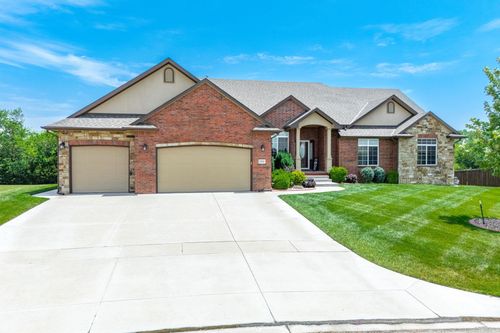 1332 S Gateway St, Wichita, KS, 67230-8100 | Card Image