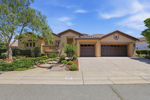 1663 Barn Valley Ln, Lincoln, CA, 95648-8607 | Card Image