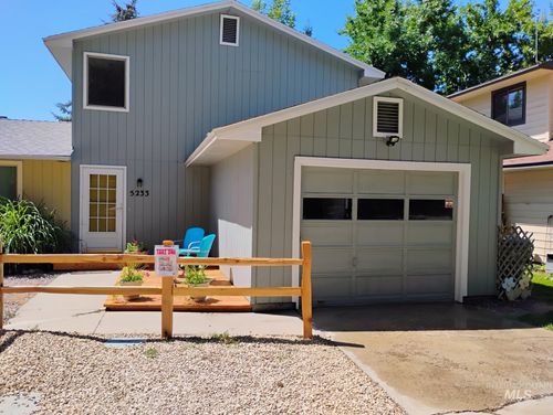 5233 W Grover St, Boise, ID, 83705-1141 | Card Image