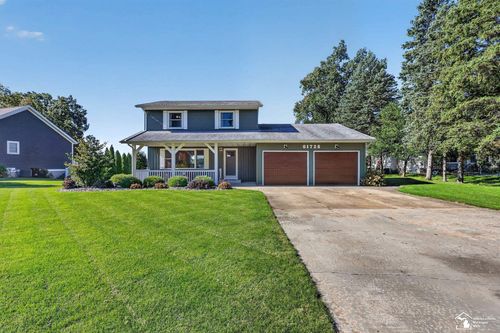 61726 Park Ridge Ln, Sturgis, MI, 49091-9328 | Card Image