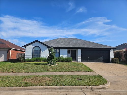 3608 Palmer Ct, Arlington, TX, 76014-3485 | Card Image