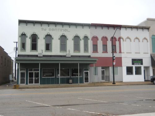 118 E 8th St, Rochester, IN, 46975-1508 | Card Image
