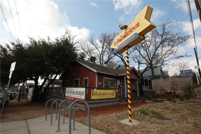 1311 E 7 Th St, Home with 0 bedrooms, 0 bathrooms and 12 parking in Austin TX | Image 21