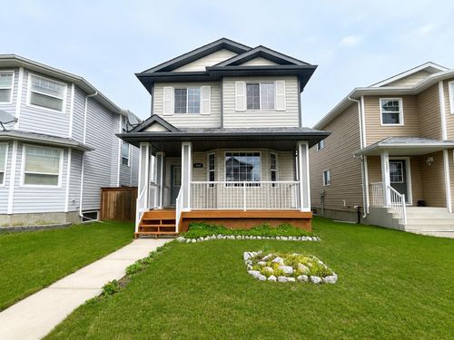 4507 74 St, Camrose, AB, T4V1X9 | Card Image