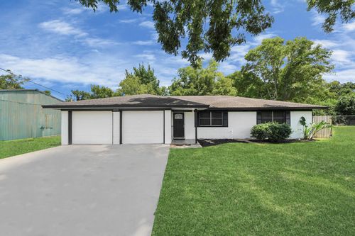 2002 W Highway 6, Alvin, TX, 77511-1737 | Card Image