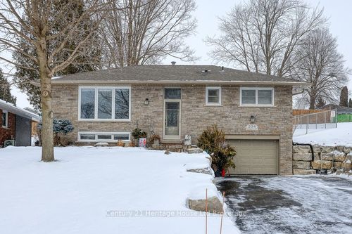 204 Greenleaf Cres, Woodstock, ON, N4S7K8 | Card Image