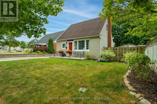 37 Mincing Lane, London, ON, N5Y3R1 | Card Image