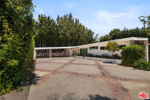 11770 Chenault St, Los Angeles, CA, 90049 | Card Image