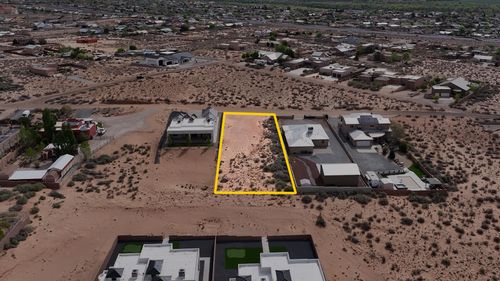 2017 Santa Ana Rd Ne, Rio Rancho, NM, 87144-4601 | Card Image