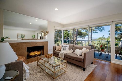 27 Del Mesa Carmel, Carmel, CA, 93923-9508 | Card Image