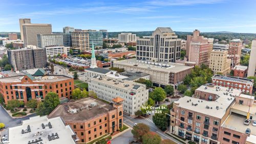 unit-225-101 W Court Street, Greenville, SC, 29601 | Card Image