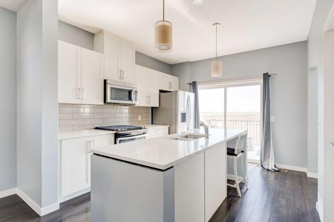 38 Copperstone Common Se, Home with 2 bedrooms, 2 bathrooms and 2 parking in Calgary AB | Image 7