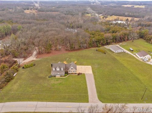 4575 Holt Rd, Wentzville, MO, 63385-6152 | Card Image