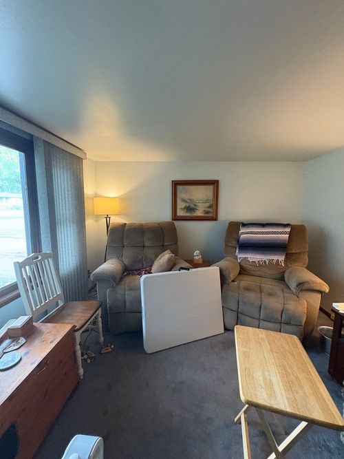 843 W Windsor Ave, Crete, IL, 60417-3940 | Card Image