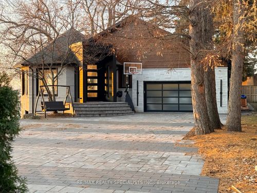 100 Appleby Pl, Burlington, ON, L7L2X1 | Card Image