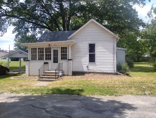 207 N 8th St, Mount Vernon, IL, 62864-3905 | Card Image