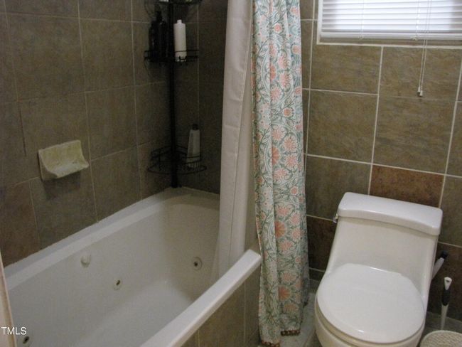 3608Knollwood-Bath | Image 15