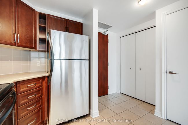 1609 - 200 Rideau St, Condo with 1 bedrooms, 1 bathrooms and null parking in Ottawa ON | Image 10