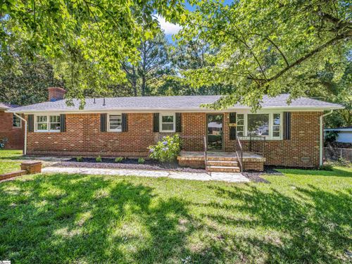 453 Lucerne Dr, spartanburg, SC, 29302-3215 | Card Image