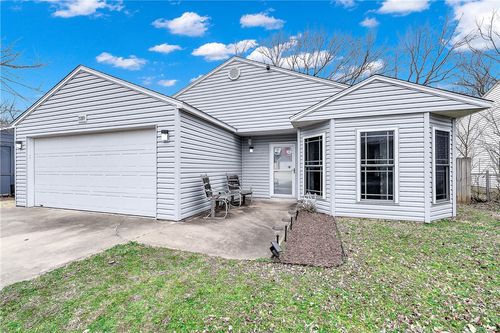 1210 Spring St, Bentonville, AR, 72712-3721 | Card Image