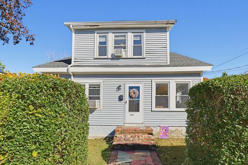 116 Gladstone St, Brockton, MA, 02302-3351 | Card Image