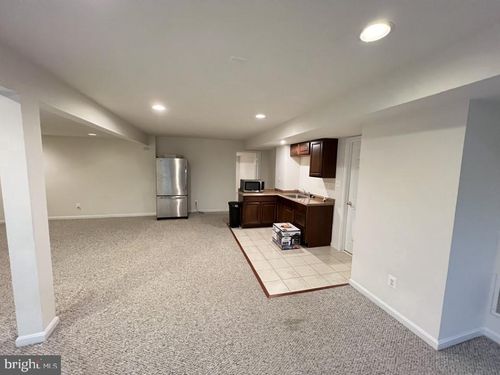 10623 Red Wine Ct, MANASSAS, VA, 20112-2400 | Card Image