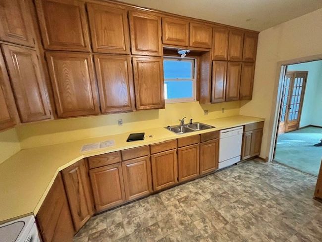 2711 Avenue V, House other with 3 bedrooms, 2 bathrooms and 3 parking in Snyder TX | Image 18