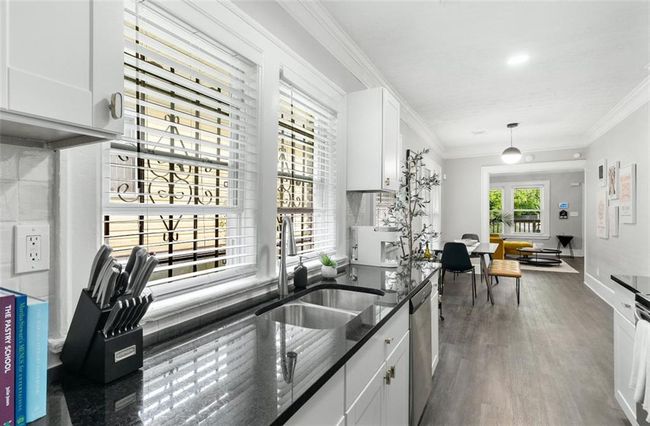 976 Washington St Sw, House other with 3 bedrooms, 2 bathrooms and 2 parking in Atlanta GA | Image 11