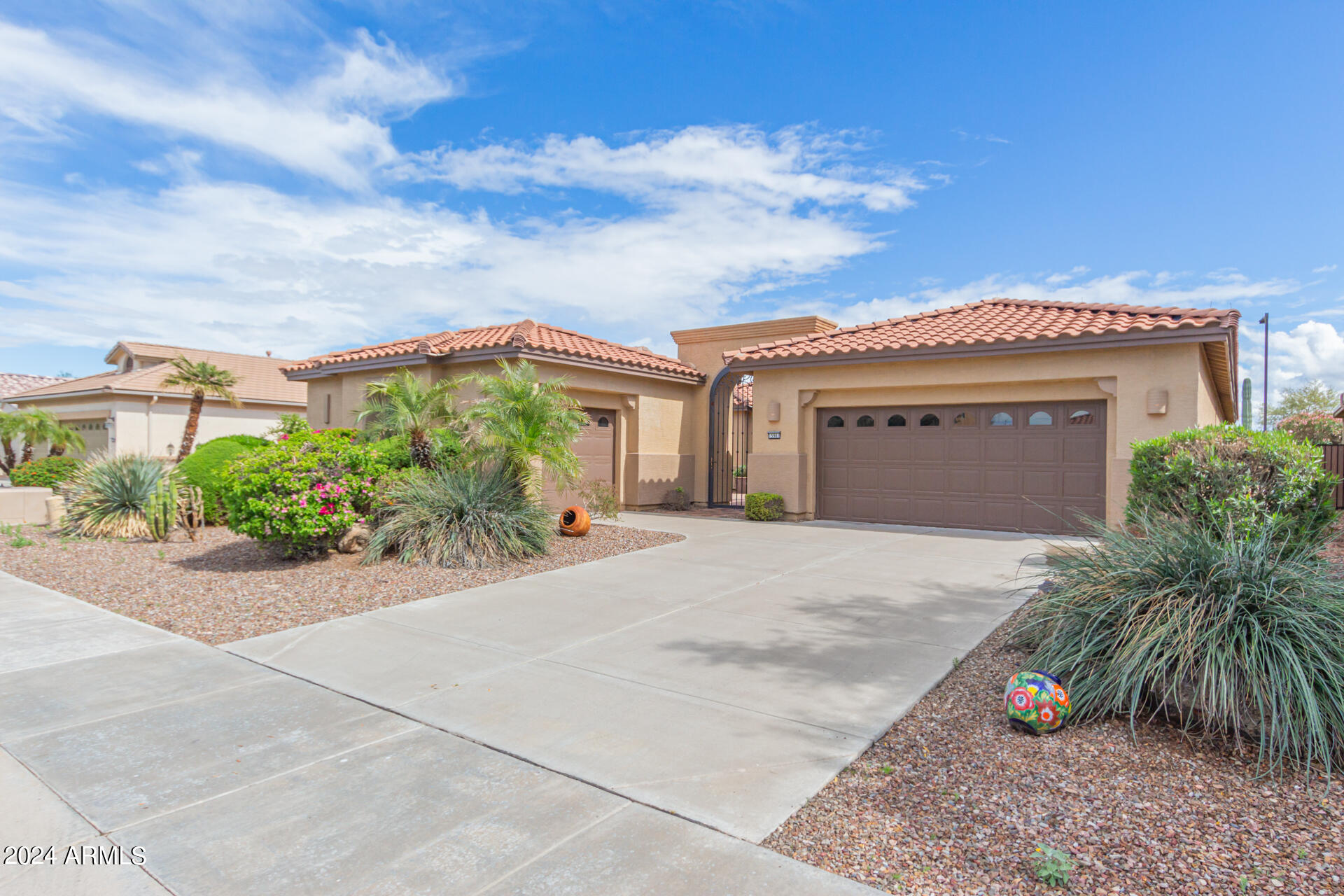 15981 W Cambridge Avenue, For Sale in Goodyear Zoocasa