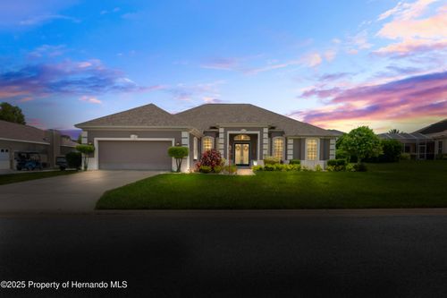 9272 Westshore Dr, Weeki Wachee, FL, 34613-4286 | Card Image