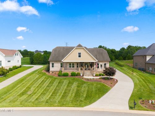 229 Forest Ln N, Blountville, TN, 37617-6461 | Card Image