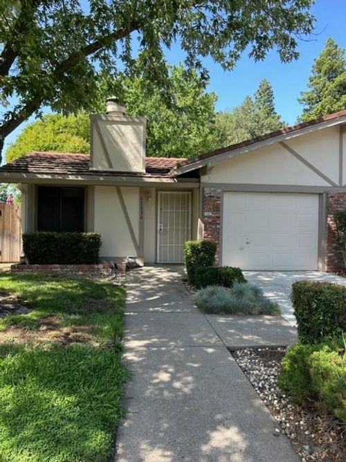 11036 Cobblestone Drive, Rancho Cordova, CA, 95670 | Card Image