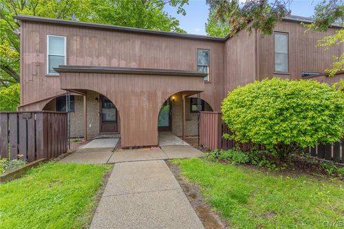 286 Cedar Ct, Baldwinsville, NY, 13027-3256 | Card Image