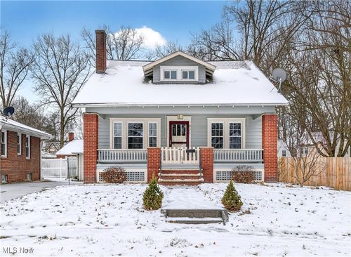 921 Homewood Ave, Salem, OH, 44460-3815 | Card Image