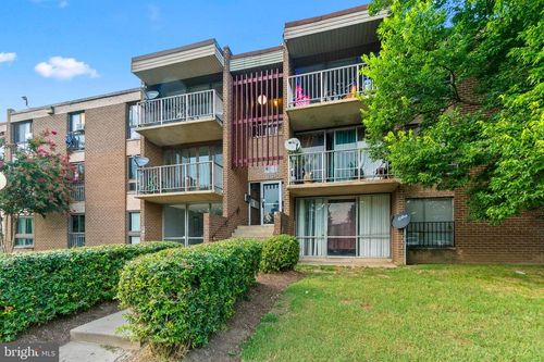 apt-4-7975 Riggs Rd, HYATTSVILLE, MD, 20783-4506 | Card Image