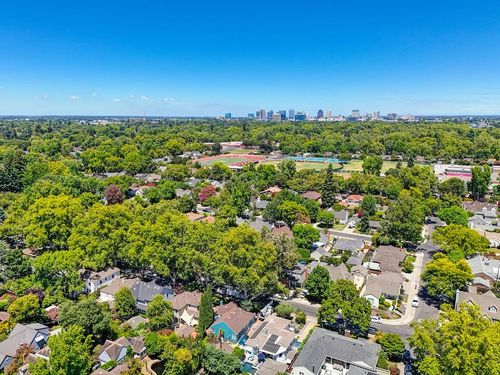 1861 9th Avenue, Sacramento, CA, 95818 | Card Image